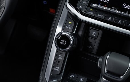 Toyota Land Cruiser, 2026 год, 28 200 000 рублей, 26 фотография