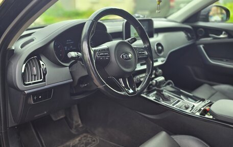 KIA Stinger I, 2018 год, 2 600 000 рублей, 7 фотография