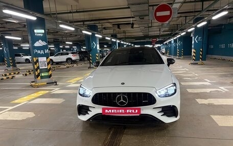 Mercedes-Benz E-Класс AMG, 2022 год, 8 100 000 рублей, 2 фотография