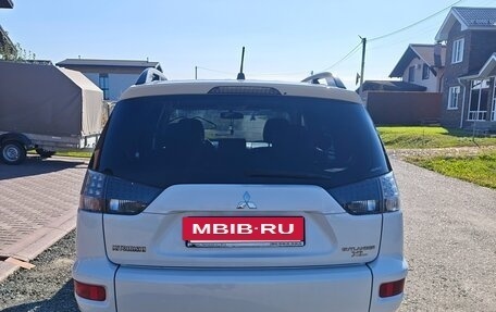 Mitsubishi Outlander III рестайлинг 3, 2010 год, 1 520 000 рублей, 3 фотография