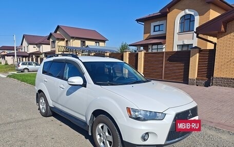 Mitsubishi Outlander III рестайлинг 3, 2010 год, 1 520 000 рублей, 6 фотография