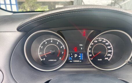 Mitsubishi Outlander III рестайлинг 3, 2010 год, 1 520 000 рублей, 12 фотография