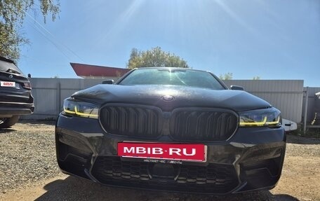 BMW 5 серия, 2019 год, 2 800 000 рублей, 3 фотография