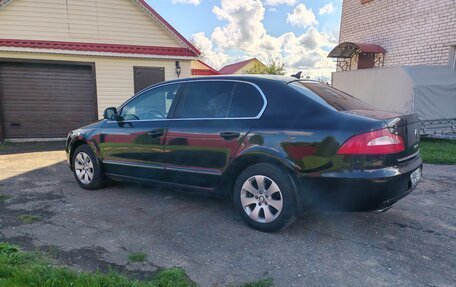 Skoda Superb III рестайлинг, 2011 год, 1 230 000 рублей, 3 фотография