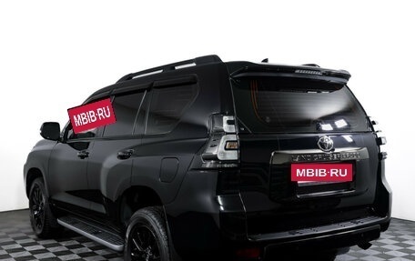 Toyota Land Cruiser Prado 150 рестайлинг 2, 2021 год, 6 400 000 рублей, 7 фотография