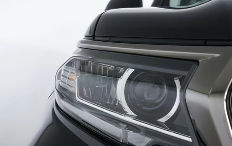 Toyota Land Cruiser Prado 150 рестайлинг 2, 2021 год, 6 400 000 рублей, 21 фотография