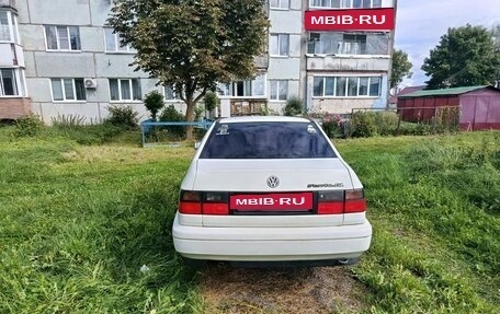 Volkswagen Vento, 1996 год, 375 000 рублей, 2 фотография