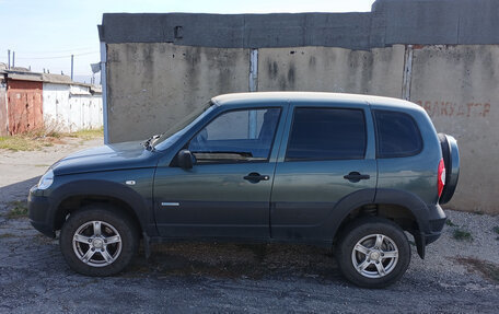 Chevrolet Niva I рестайлинг, 2011 год, 570 000 рублей, 1 фотография