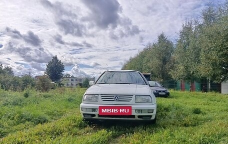 Volkswagen Vento, 1996 год, 375 000 рублей, 5 фотография