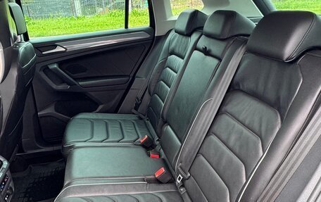 Volkswagen Tiguan II, 2021 год, 2 200 000 рублей, 11 фотография