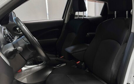 Nissan Juke II, 2011 год, 890 000 рублей, 11 фотография