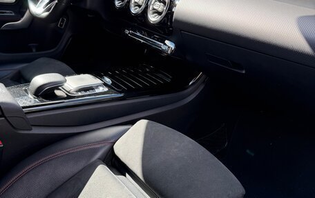 Mercedes-Benz CLA, 2019 год, 2 649 000 рублей, 9 фотография
