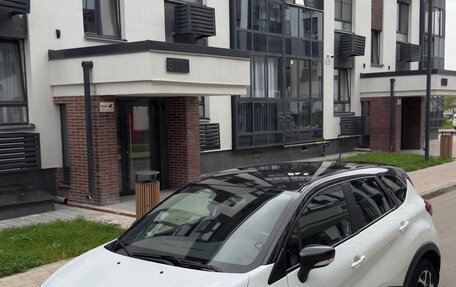 Renault Kaptur I рестайлинг, 2017 год, 1 150 000 рублей, 2 фотография