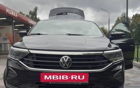Volkswagen Polo VI (EU Market), 2021 год, 1 900 000 рублей, 3 фотография