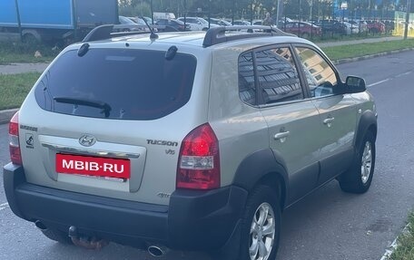 Hyundai Tucson III, 2008 год, 750 000 рублей, 4 фотография
