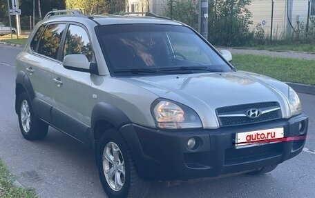 Hyundai Tucson III, 2008 год, 750 000 рублей, 2 фотография