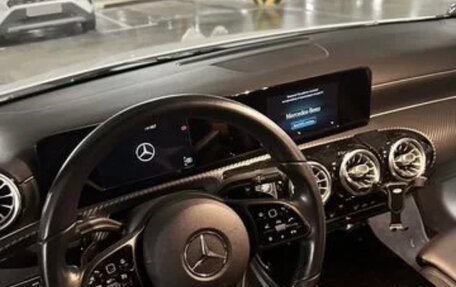 Mercedes-Benz A-Класс, 2019 год, 2 175 000 рублей, 4 фотография