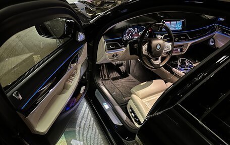 BMW 7 серия, 2016 год, 4 300 000 рублей, 14 фотография