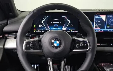 BMW 5 серия, 2024 год, 6 320 000 рублей, 6 фотография