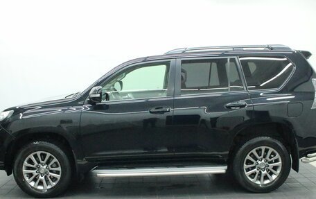 Toyota Land Cruiser Prado 150 рестайлинг 2, 2017 год, 3 995 000 рублей, 13 фотография