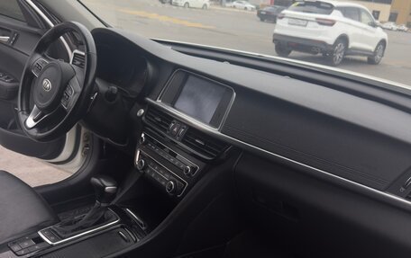 KIA Optima IV, 2017 год, 1 790 000 рублей, 10 фотография