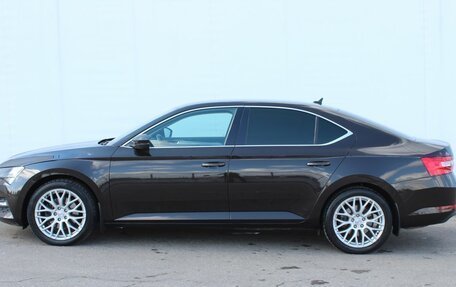 Skoda Superb III рестайлинг, 2021 год, 2 350 000 рублей, 4 фотография