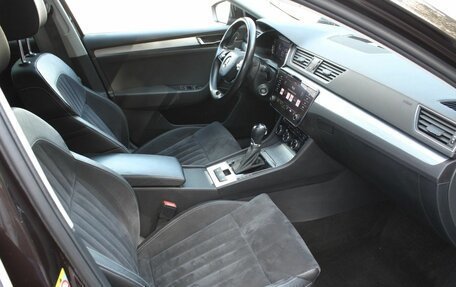 Skoda Superb III рестайлинг, 2021 год, 2 350 000 рублей, 12 фотография