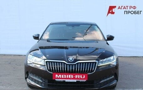 Skoda Superb III рестайлинг, 2021 год, 2 350 000 рублей, 2 фотография