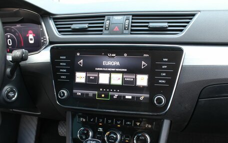 Skoda Superb III рестайлинг, 2021 год, 2 350 000 рублей, 18 фотография