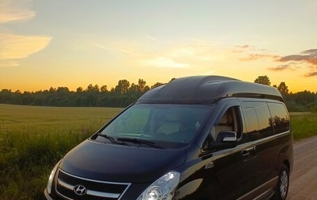 Hyundai Grand Starex Grand Starex I рестайлинг 2, 2015 год, 3 000 000 рублей, 4 фотография