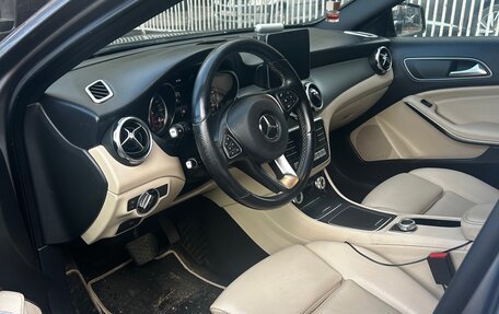 Mercedes-Benz GLA, 2019 год, 2 250 000 рублей, 3 фотография