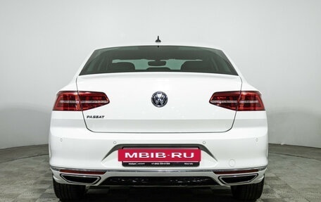 Volkswagen Passat B8 рестайлинг, 2018 год, 2 490 000 рублей, 6 фотография