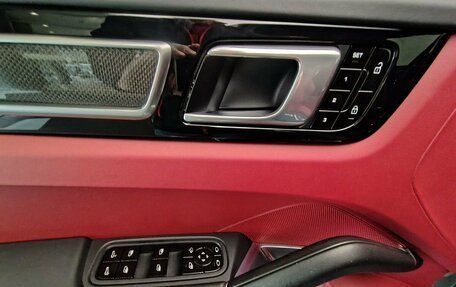 Porsche Cayenne III, 2020 год, 10 490 000 рублей, 9 фотография