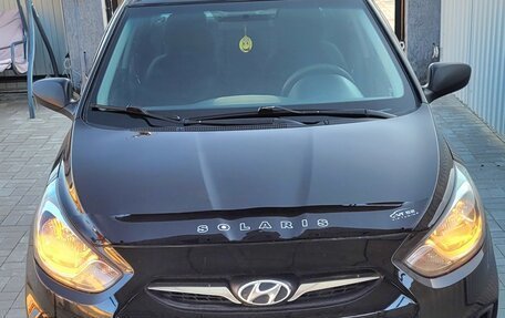 Hyundai Solaris II рестайлинг, 2013 год, 695 000 рублей, 8 фотография