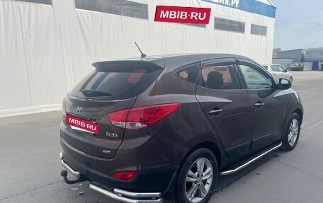 Hyundai ix35 I рестайлинг, 2013 год, 998 000 рублей, 2 фотография