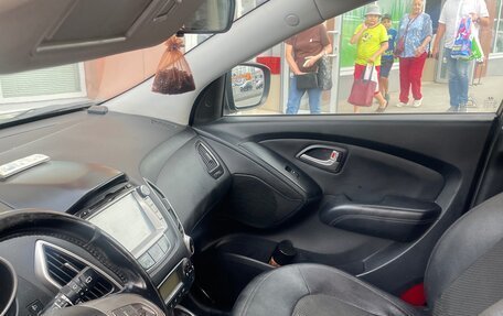 Hyundai ix35 I рестайлинг, 2013 год, 998 000 рублей, 15 фотография