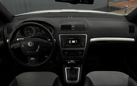 Skoda Octavia RS, 2011 год, 1 250 000 рублей, 14 фотография