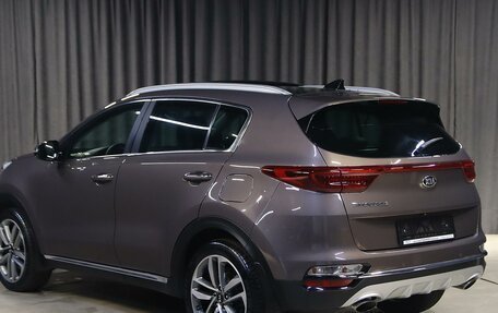 KIA Sportage IV рестайлинг, 2018 год, 1 999 000 рублей, 4 фотография