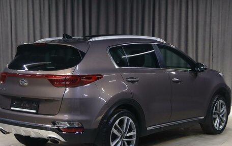 KIA Sportage IV рестайлинг, 2018 год, 1 999 000 рублей, 2 фотография