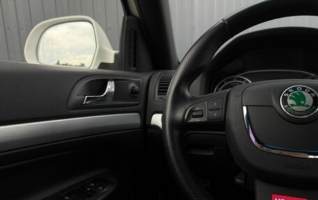 Skoda Octavia RS, 2011 год, 1 250 000 рублей, 22 фотография