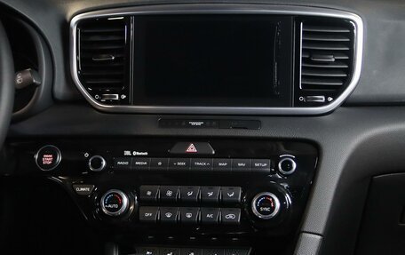 KIA Sportage IV рестайлинг, 2018 год, 1 999 000 рублей, 12 фотография