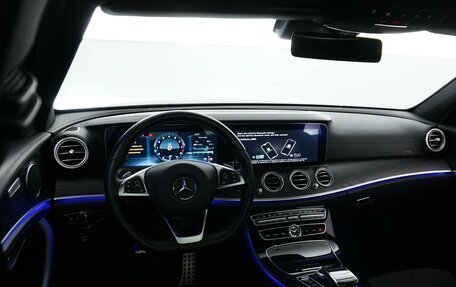 Mercedes-Benz E-Класс, 2016 год, 2 899 050 рублей, 6 фотография