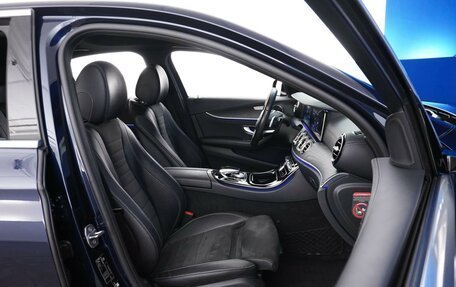 Mercedes-Benz E-Класс, 2016 год, 2 899 050 рублей, 8 фотография