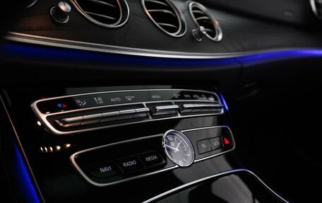 Mercedes-Benz E-Класс, 2016 год, 2 899 050 рублей, 18 фотография