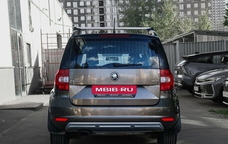 Skoda Yeti I рестайлинг, 2014 год, 1 030 000 рублей, 5 фотография