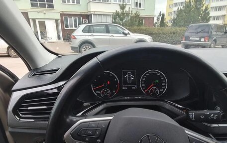 Volkswagen Polo VI (EU Market), 2021 год, 1 750 000 рублей, 7 фотография