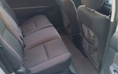 Toyota Wish II, 2003 год, 750 000 рублей, 8 фотография