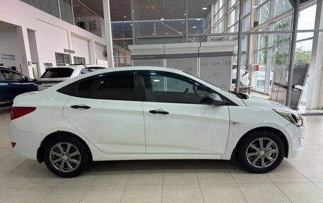 Hyundai Solaris II рестайлинг, 2015 год, 849 900 рублей, 4 фотография