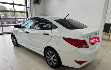 Hyundai Solaris II рестайлинг, 2015 год, 849 900 рублей, 5 фотография