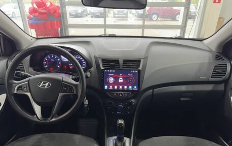 Hyundai Solaris II рестайлинг, 2015 год, 849 900 рублей, 10 фотография